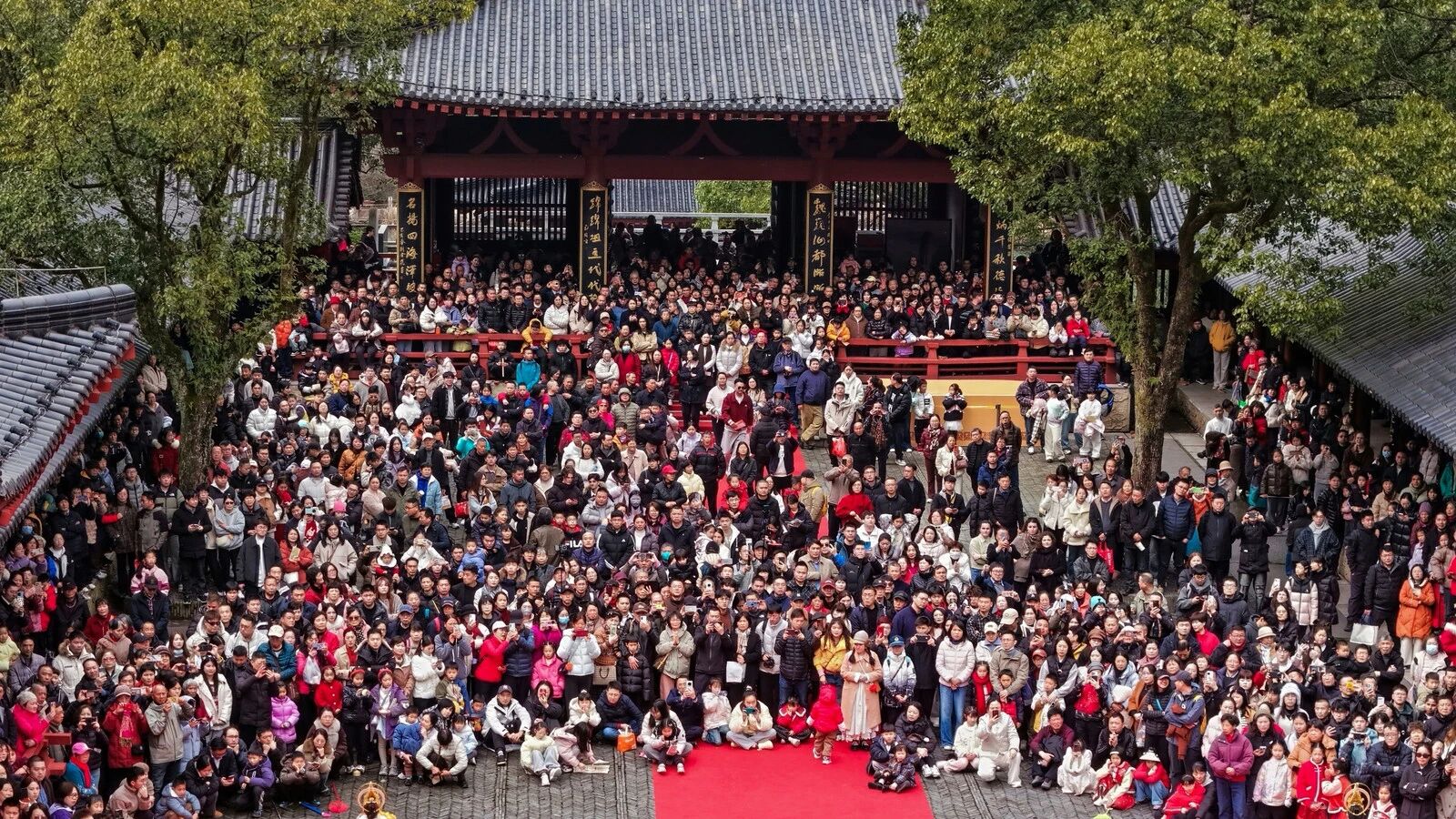 仙都春节高燃收官，人气口碑双“骉”升！